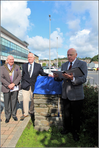 Elder Ron Dennis Ron Dennis presenting the history Elder Ron Dennis Ron Dennis presenting the history