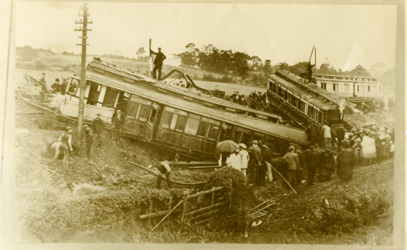 01 Bynea rail disaster 03 October 1904 ~ ILL2524 01 Bynea rail disaster 03 October 1904 ~ ILL2524